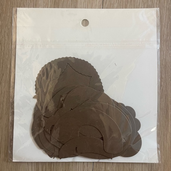 Stamping Station Girl Brown Hair - Picture 2 of 2